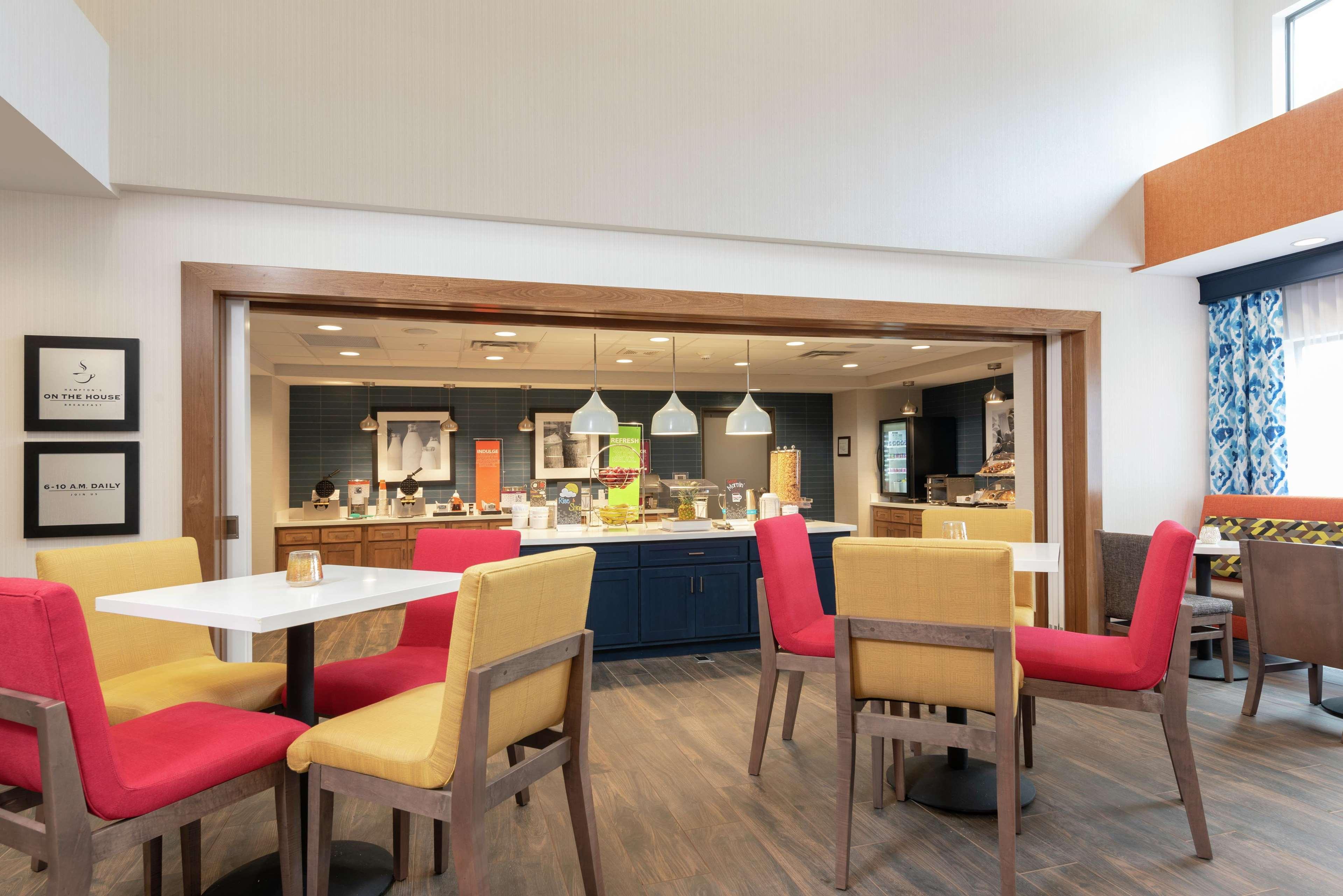 Hampton Inn & Suites Xenia Dayton Exteriör bild