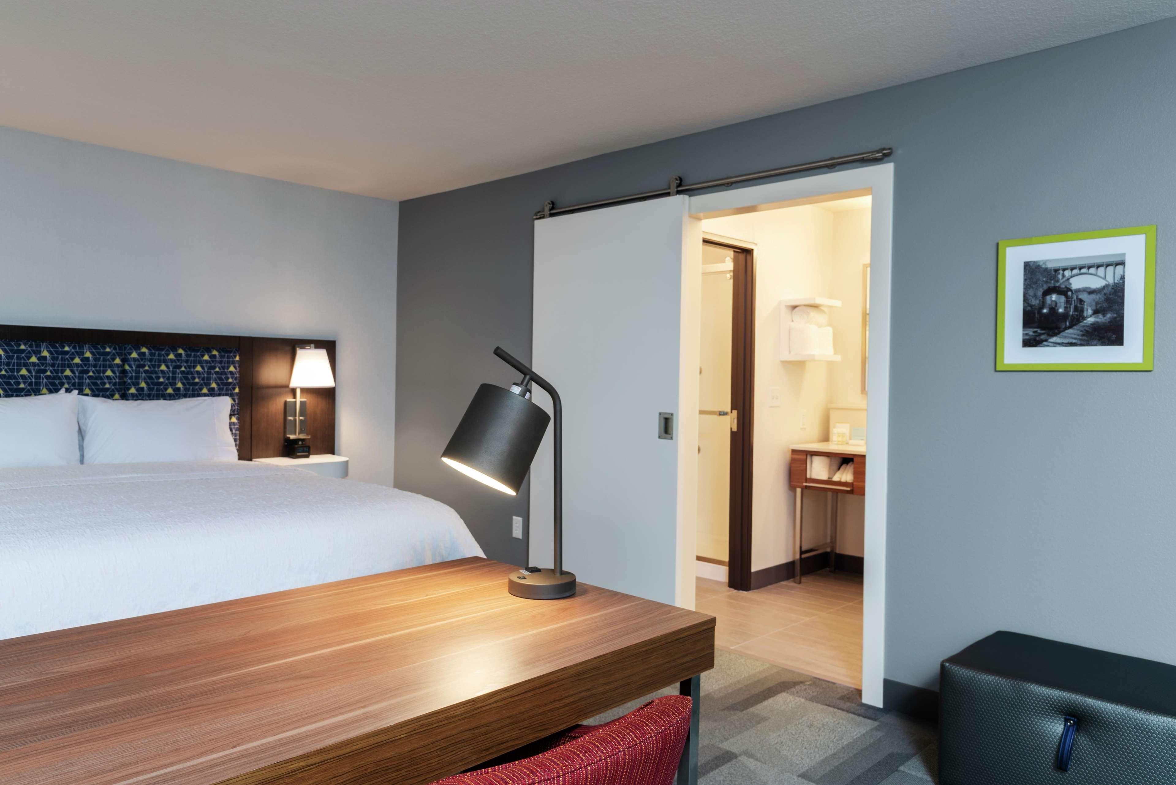 Hampton Inn & Suites Xenia Dayton Exteriör bild