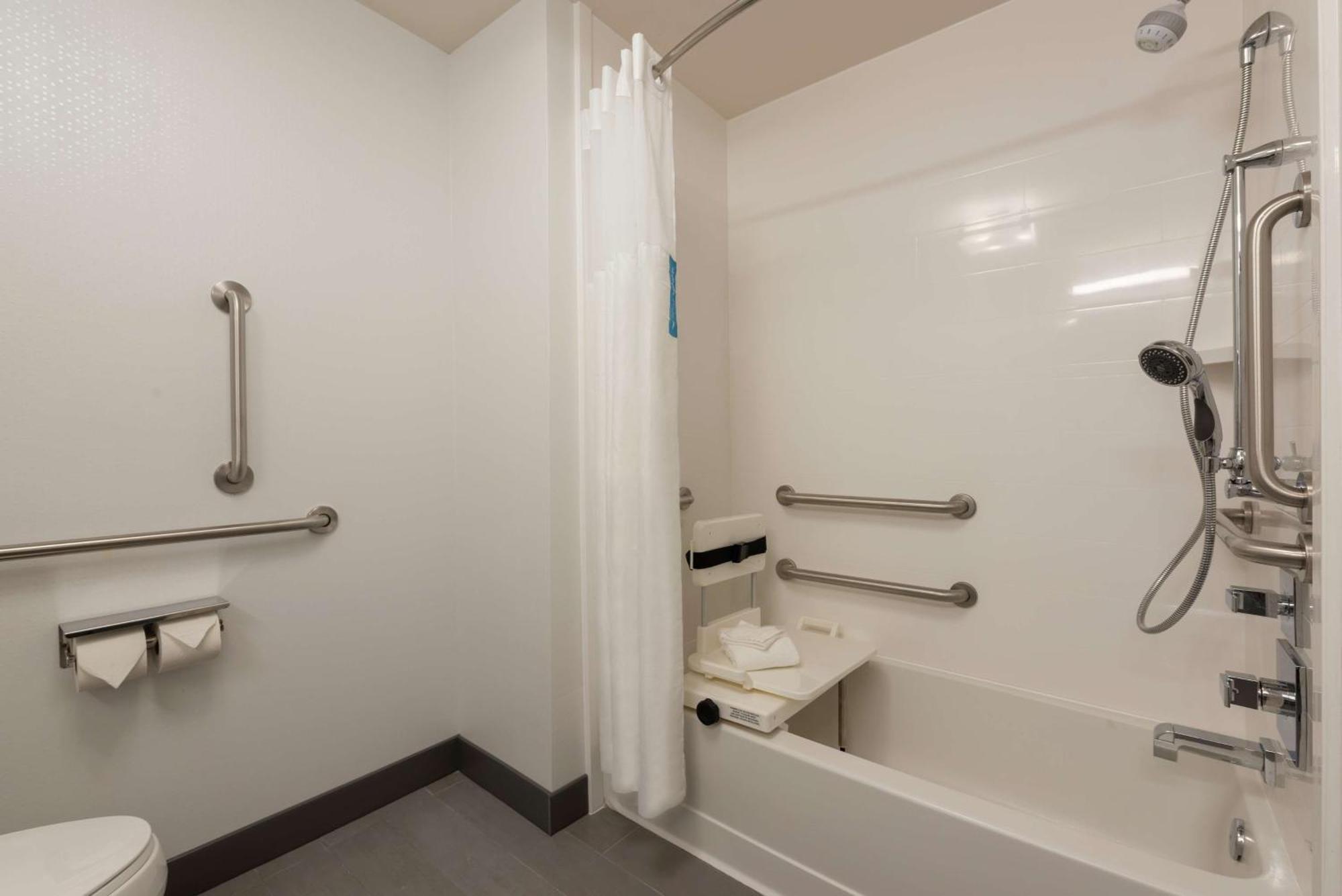 Hampton Inn & Suites Xenia Dayton Exteriör bild