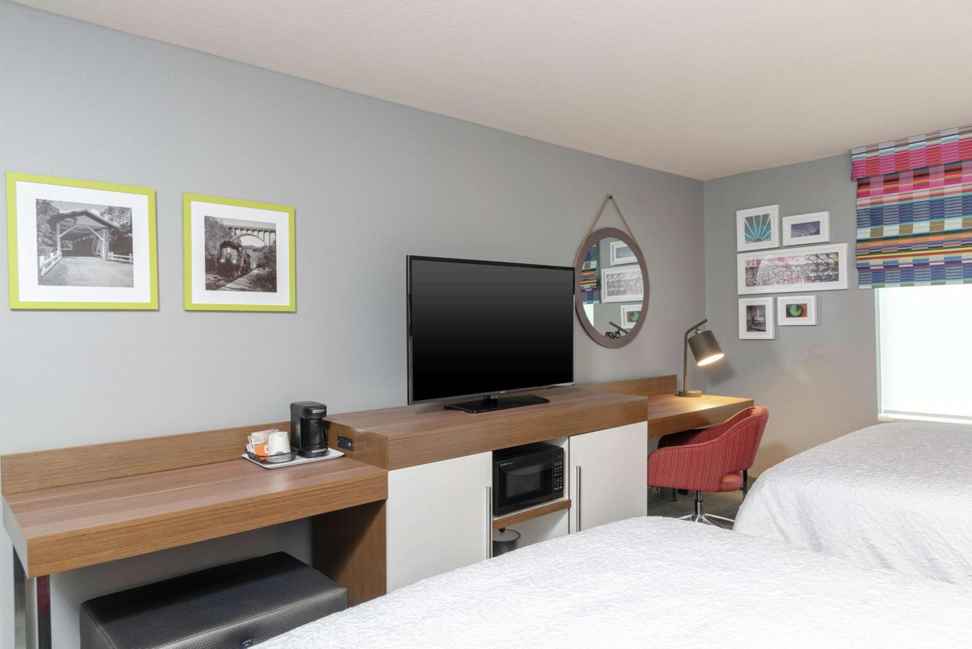 Hampton Inn & Suites Xenia Dayton Exteriör bild