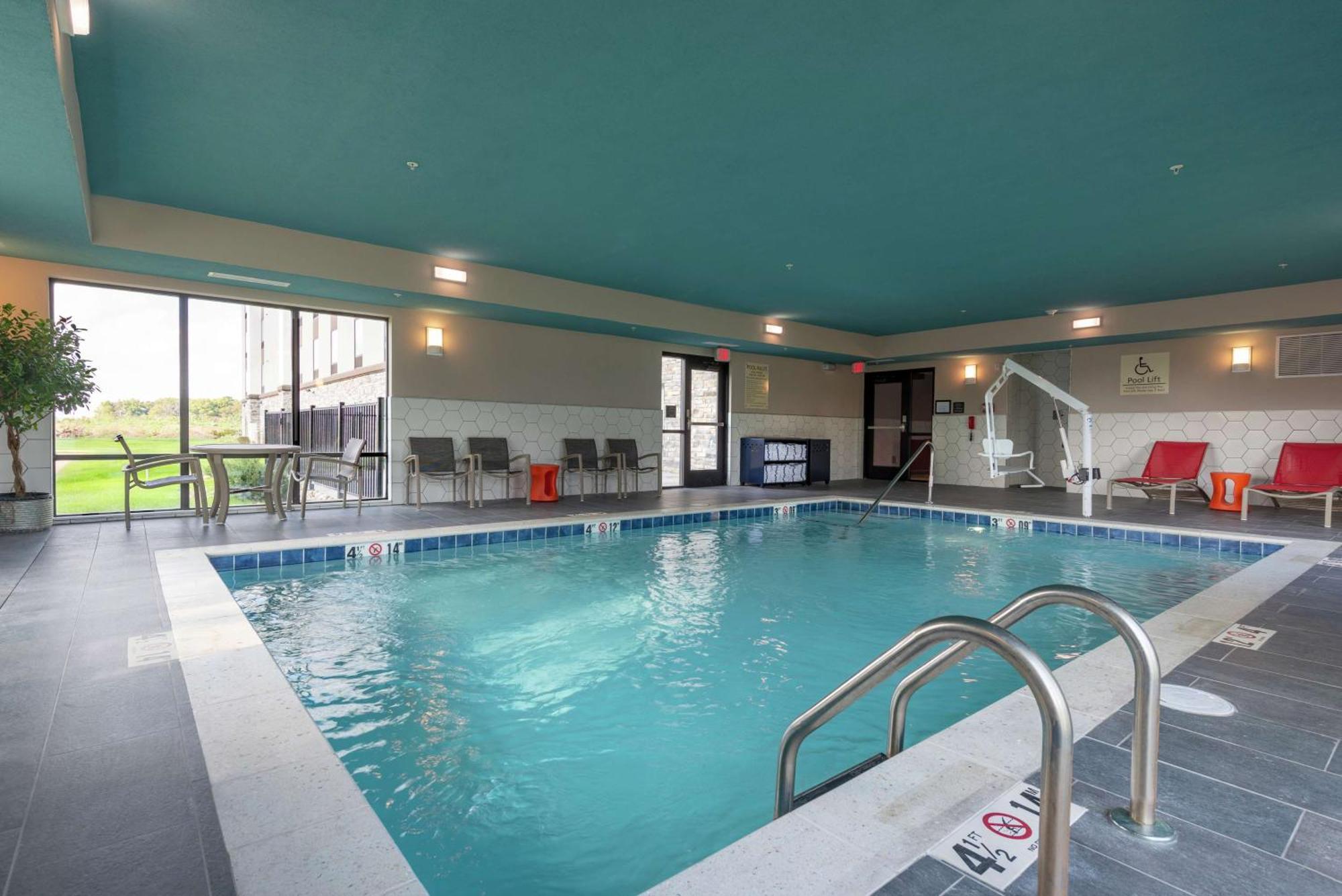 Hampton Inn & Suites Xenia Dayton Exteriör bild