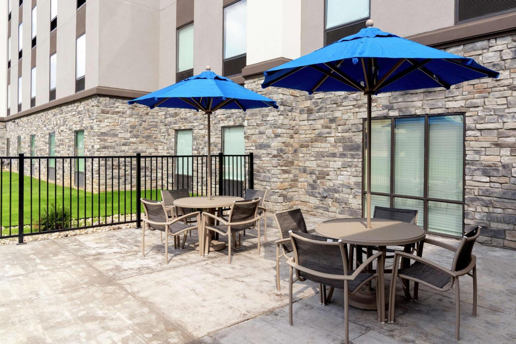 Hampton Inn & Suites Xenia Dayton Exteriör bild